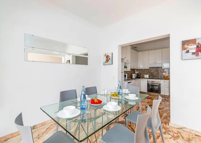 فيلة Siesta By *