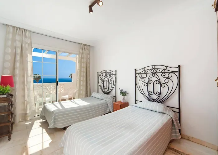 فيلة Siesta By *